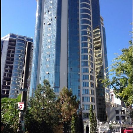 Arcadia- Gagarin Plaza 5/2 Apartment โอเดสซา ภายนอก รูปภาพ